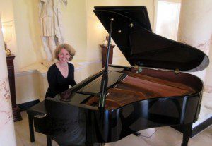 hotel lobby pianist