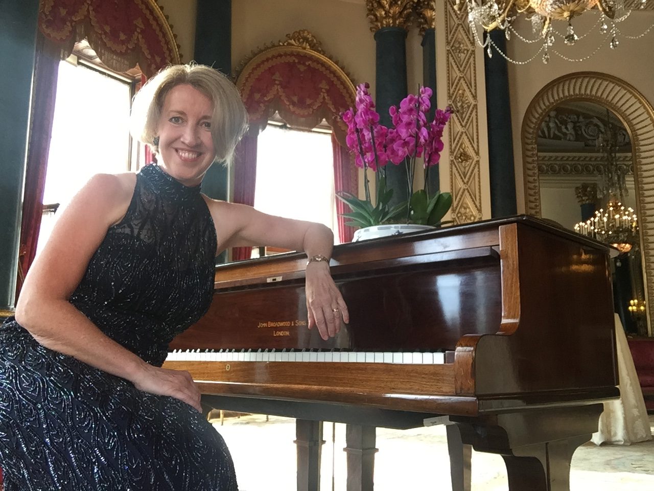 Sandra Lambert plays at Buckingham Palace